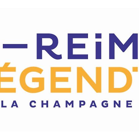 Au 53, Sous Le Chartil Apartment Reims Bagian luar foto