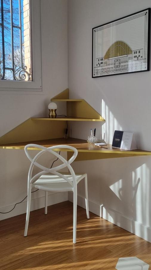 Au 53, Sous Le Chartil Apartment Reims Bagian luar foto