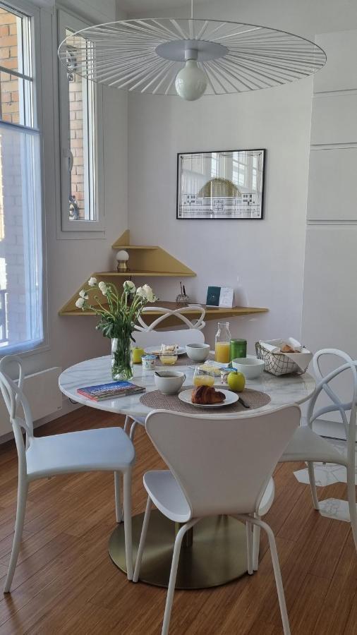 Au 53, Sous Le Chartil Apartment Reims Bagian luar foto