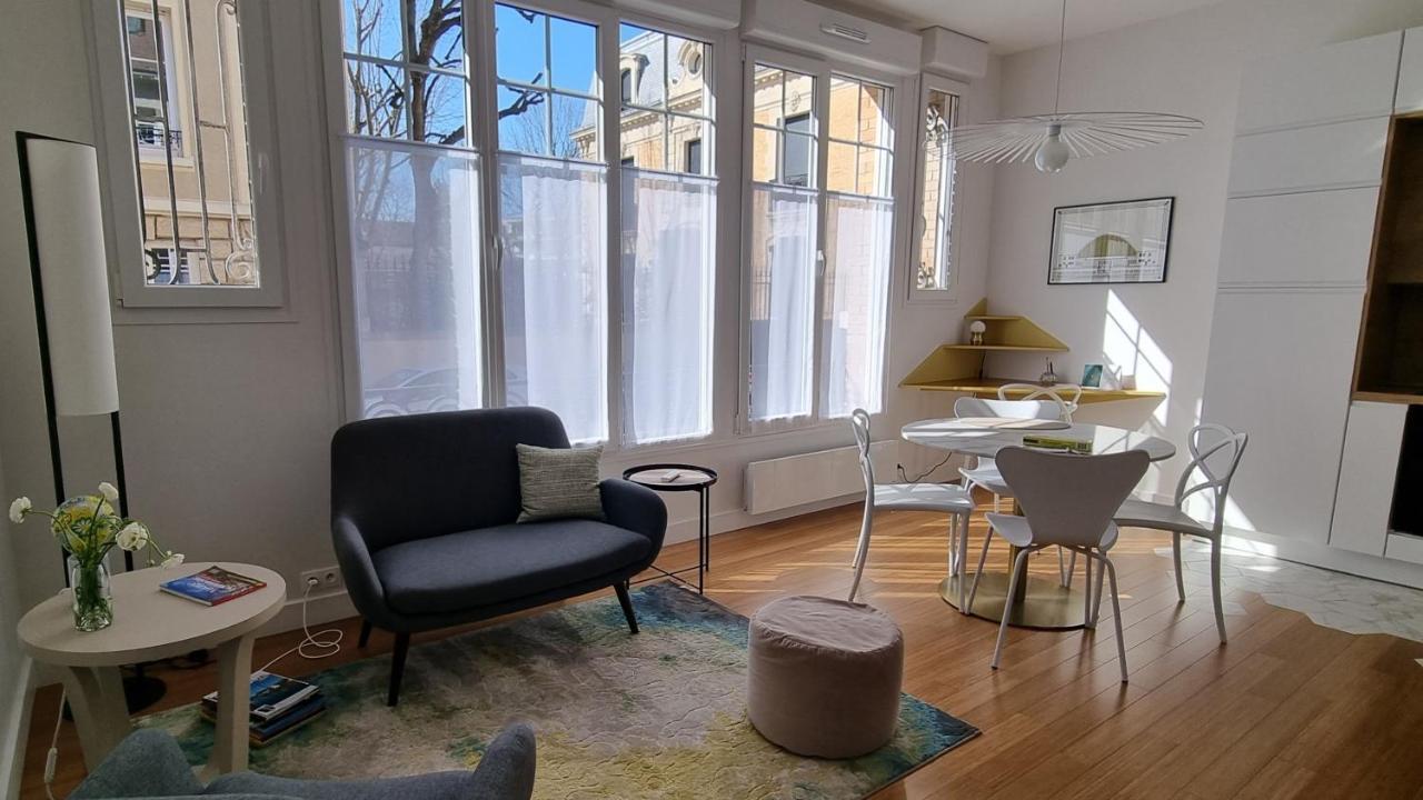 Au 53, Sous Le Chartil Apartment Reims Bagian luar foto